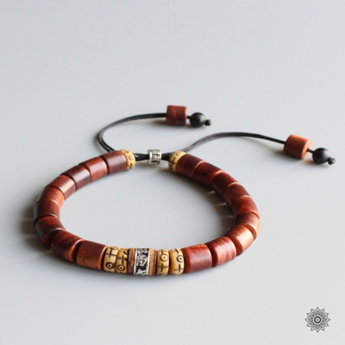 cadeau-bracelet-karma-bois-chakras-tibet-mode-spirituel