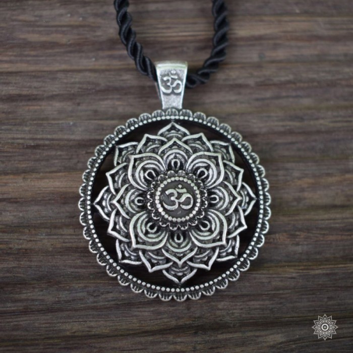 pendentif-mantra-karma-zen-mode-yoga