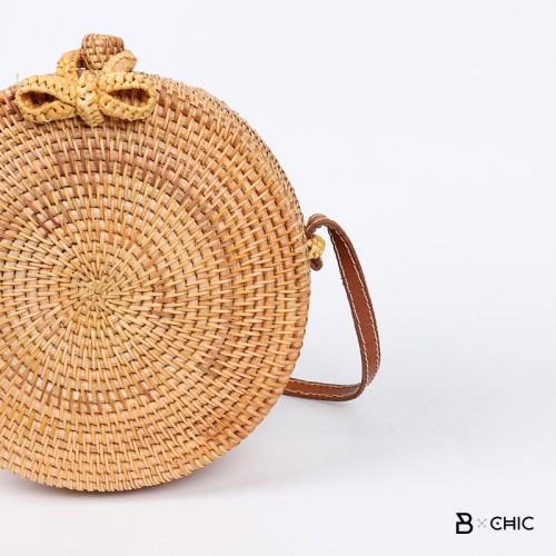 sac-main-boheme-tendance-rond-paille-chic-femme