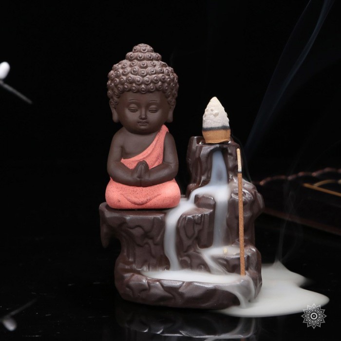 encens-bruleur-bouddha-zen-relaxation-mode-deco-karma-chakras-yoga