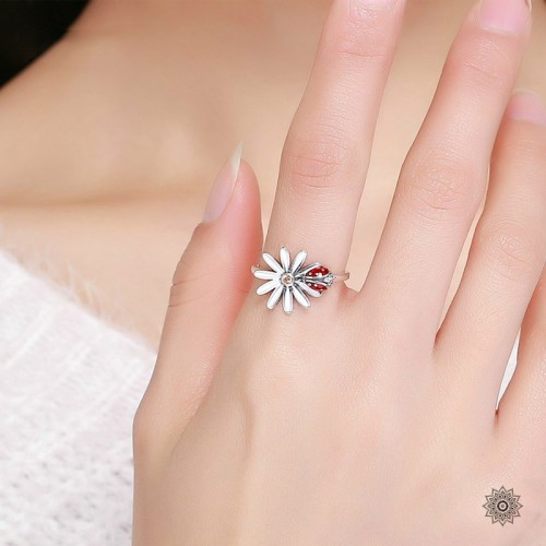 bague-coccinelle-fleur-printemps-ete-boheme-chic-mode